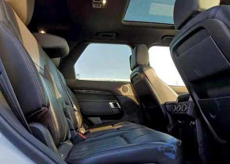 2017 Land Rover Discovery Hse из США, поврежденный, VIN SALRRBBV3HA036796